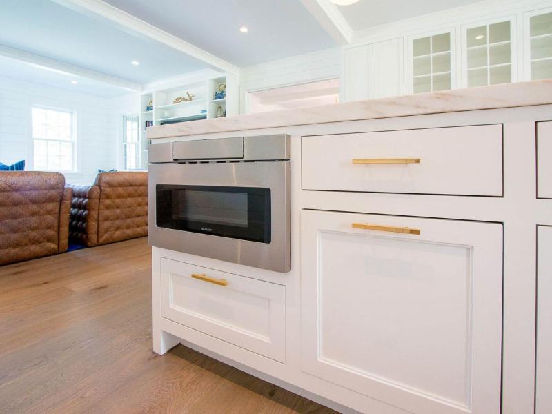 kit-low-to-family-room